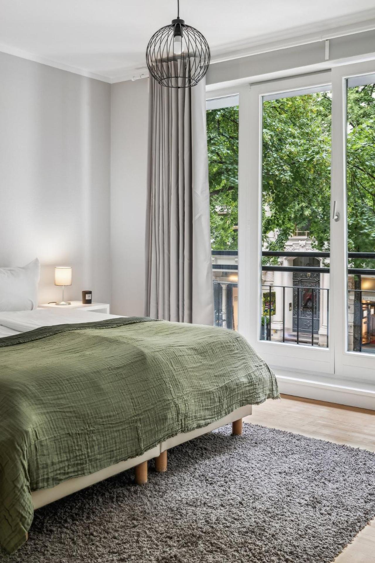 Traumhafte Wohnung Mitten In Charlottenburg Berlin Dış mekan fotoğraf