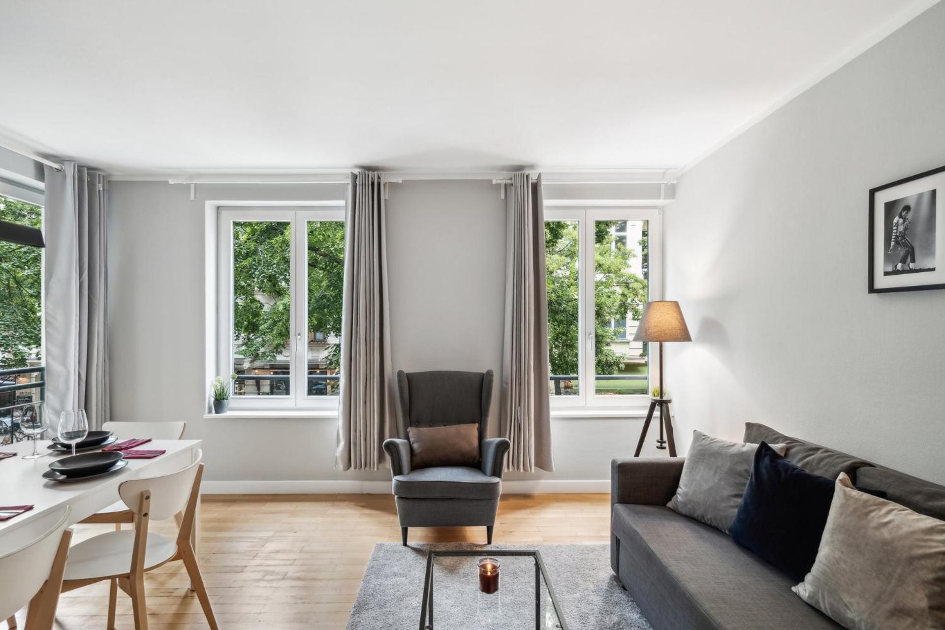 Traumhafte Wohnung Mitten In Charlottenburg Berlin Dış mekan fotoğraf